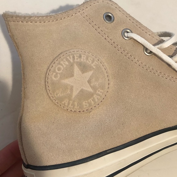 Women’s Converse - Picture 6 of 10